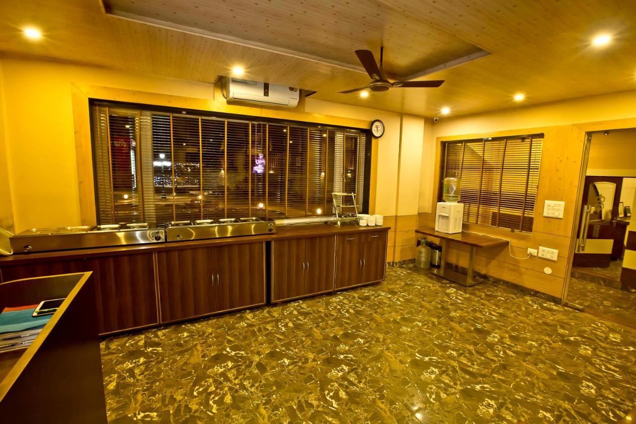 Quartz Himalayan Brothers Dharamshala Extérieur photo